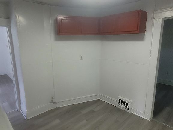 5th image of 709 E 124th St