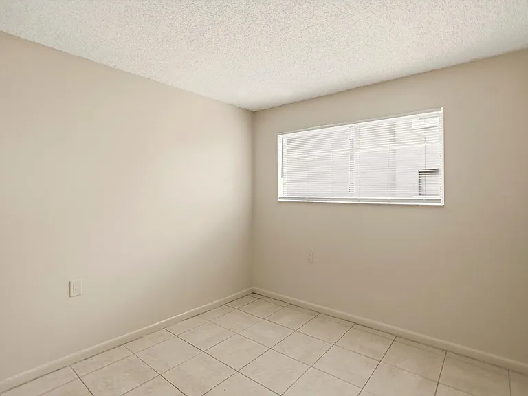 959 Lake Terry Dr #B — Photo 10