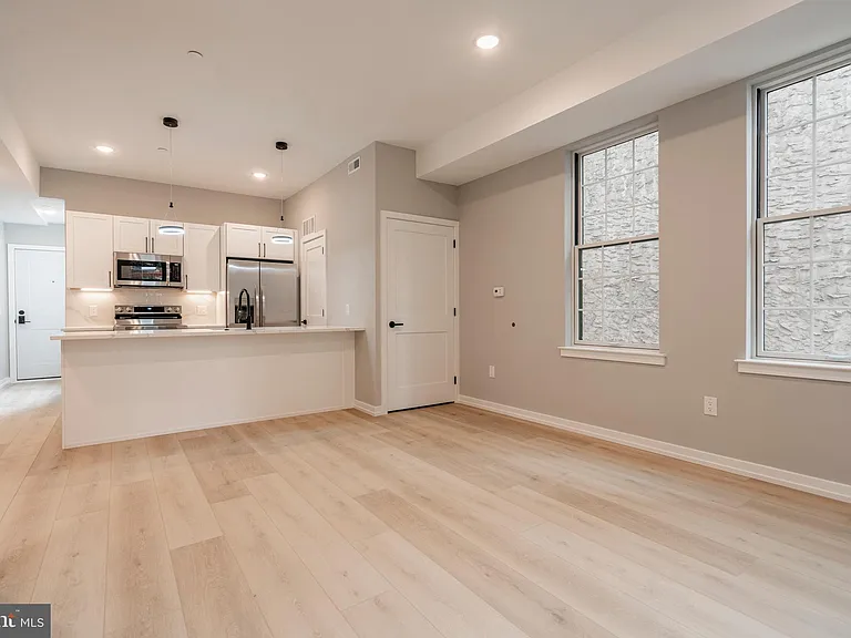 713 S Mildred St #2C — Photo 10