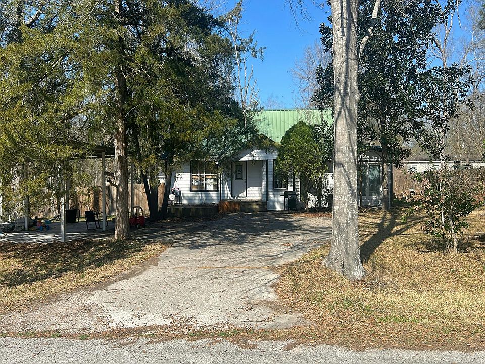 1st image of 25725 Dogwood Ln