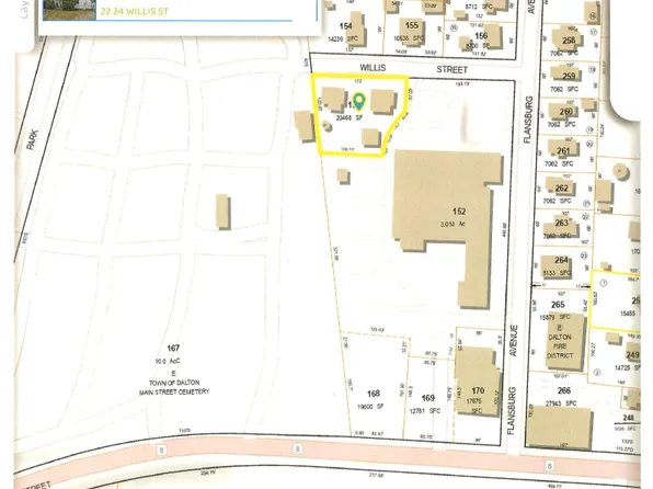 22-24 Willis St, Dalton, MA 01226
