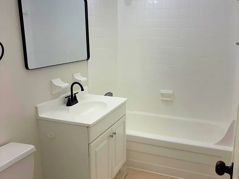 3263 Bourbon Aly W #E — Photo 28