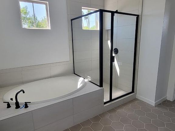 2nd image of 6408 N 17th Pl