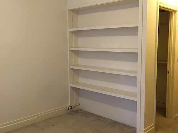 Built In bookshelf