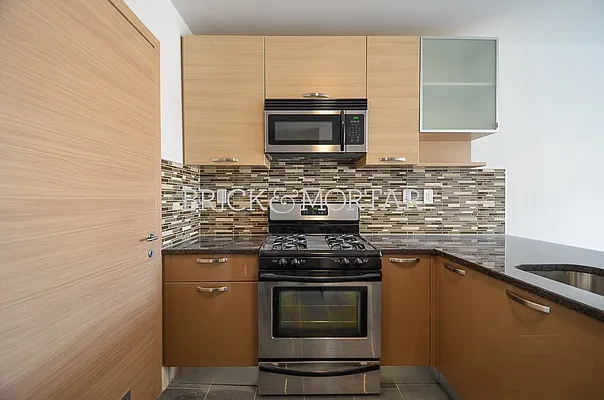 Rented by Brick&Mortar | media 16