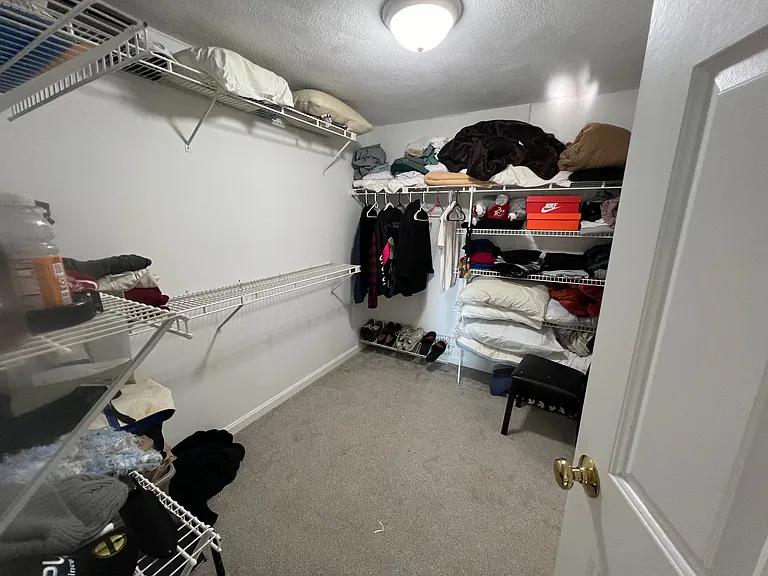 29 Swan Ct #C — Photo 11