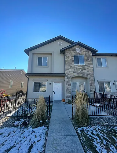 545 W 1595 N Photo 1