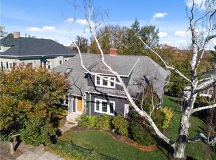 91 Oak Hill Ave, Pawtucket, RI 02860