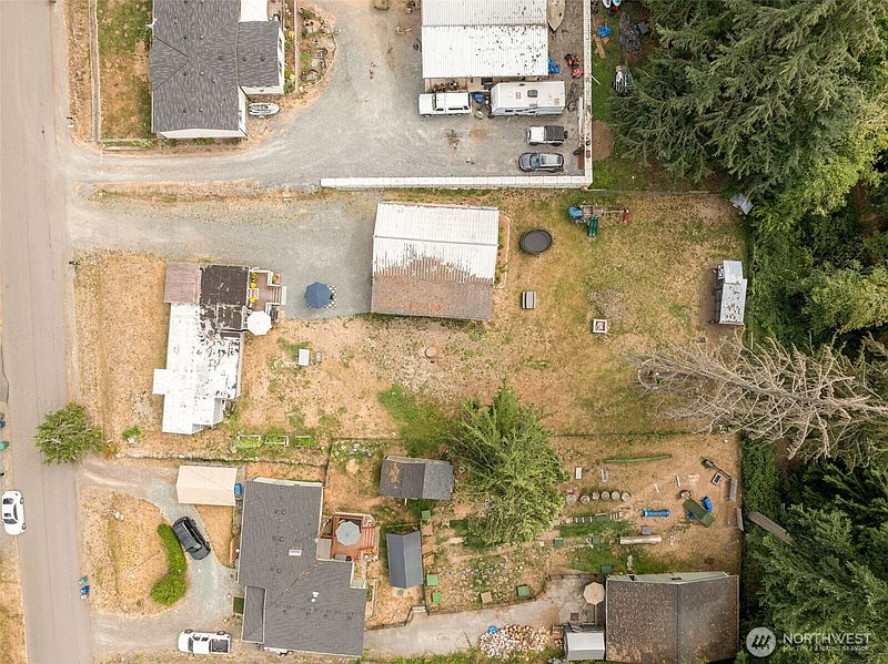5th image of 12130 221st Street SE
