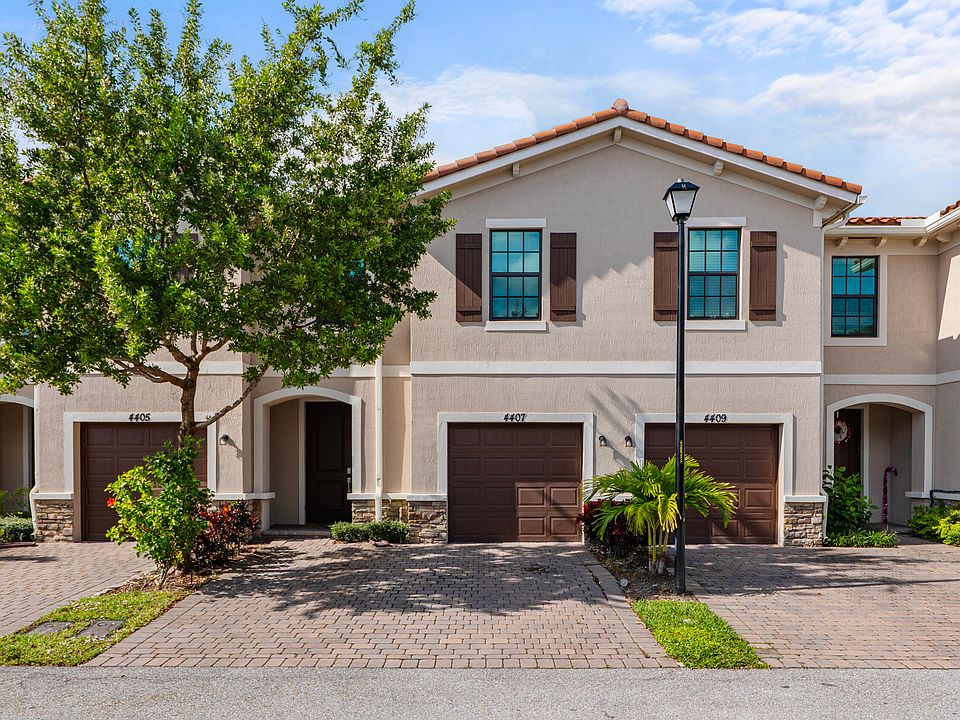 1st image of 4407 Hemlock Drive