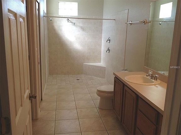 4th image of 9421 Meadow Crest Ln