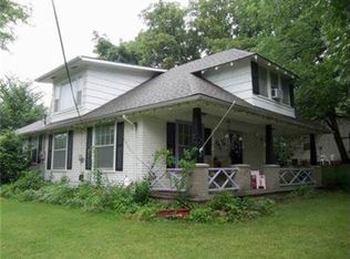 9811 W 53rd St, Merriam, KS 66203