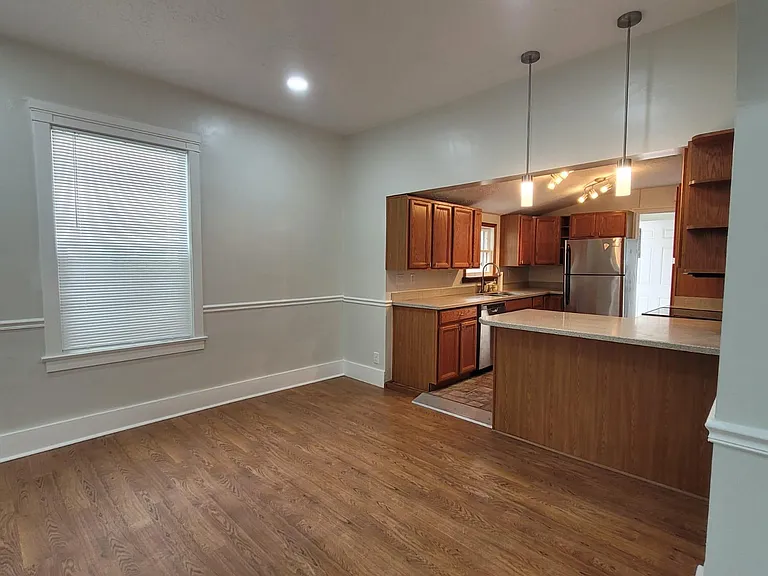 1018 E Linden Ave — Photo 8