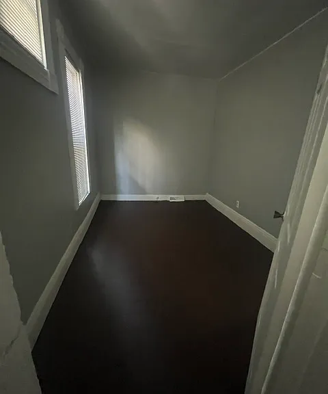 18 Phelps Ave #3 — Photo 5