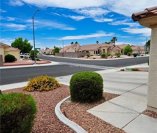 4th image of 5204 Costabella Ln