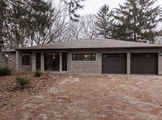 726 73rd Ct, Willowbrook, IL 60527