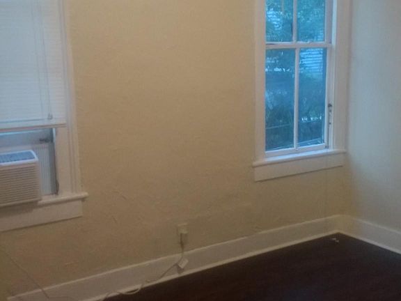 5th image of 260 Saint George St APT 4