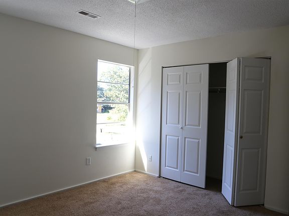 3rd image of 2139 Aberdeen Ave APT B4