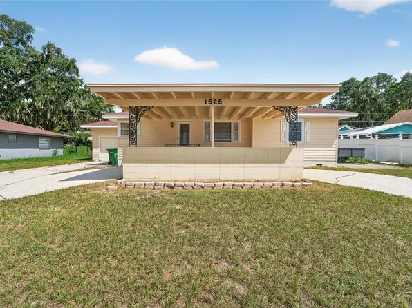 1525 N Lake Howard Dr, Winter Haven, FL 33881