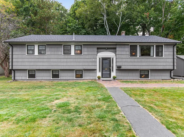 11 Four Winds Road, Portland, ME 04102