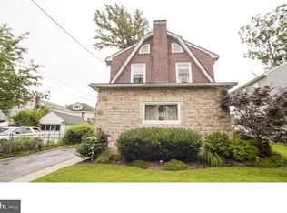 402 Trites Ave, Norwood, PA 19074