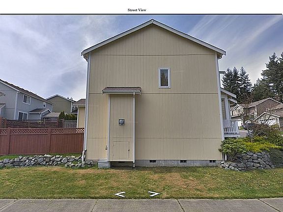 2nd image of 6837 Aquene Loop NE