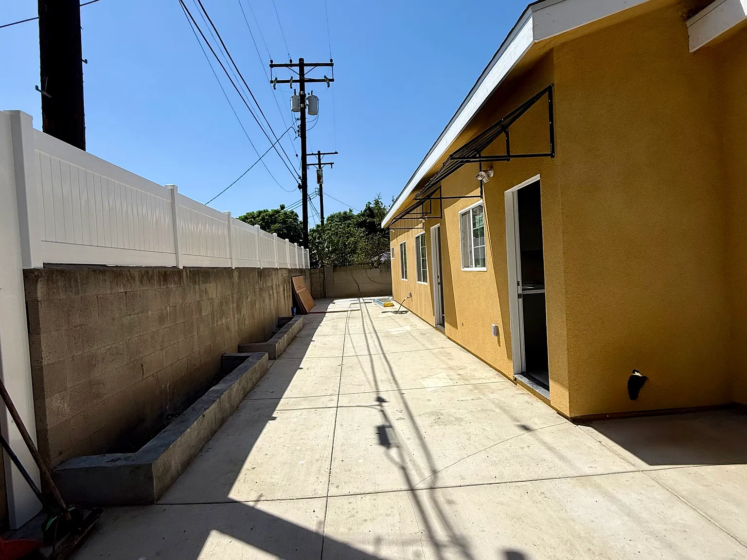 2 bed, 670 sqft, $2,800 — Photo 1