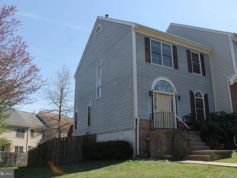 12424 Abbey Knoll Ct — Photo 1