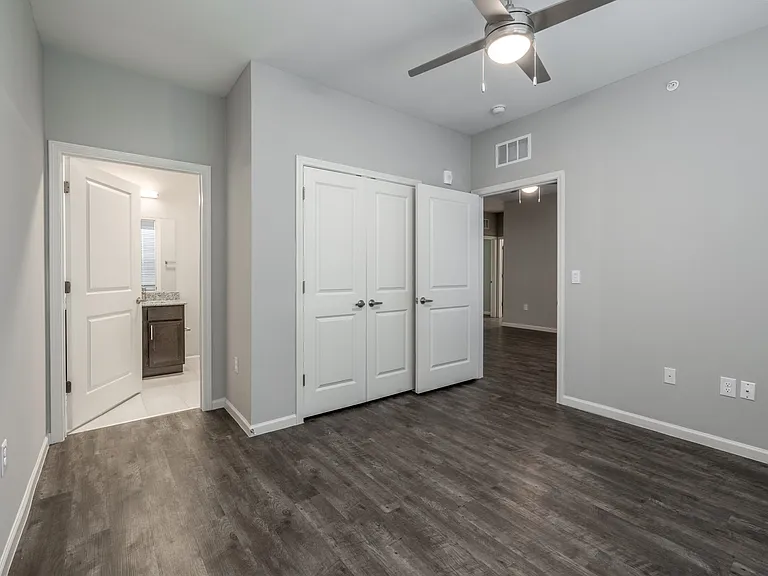 800 N Ardenwood Dr #800 — Photo 6