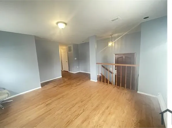 79 Saint Marys Ave, Staten Island, NY