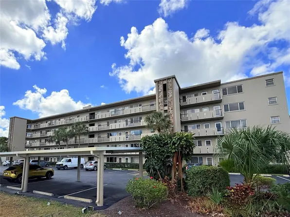 4460 Ironwood Cir APT 304A, Bradenton, FL 34209