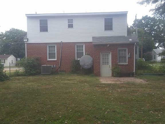 2nd image of 1103 Southbury Ave
