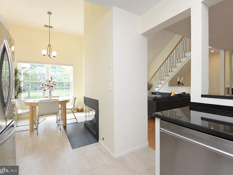 526 Brickhouse Rd — Photo 8