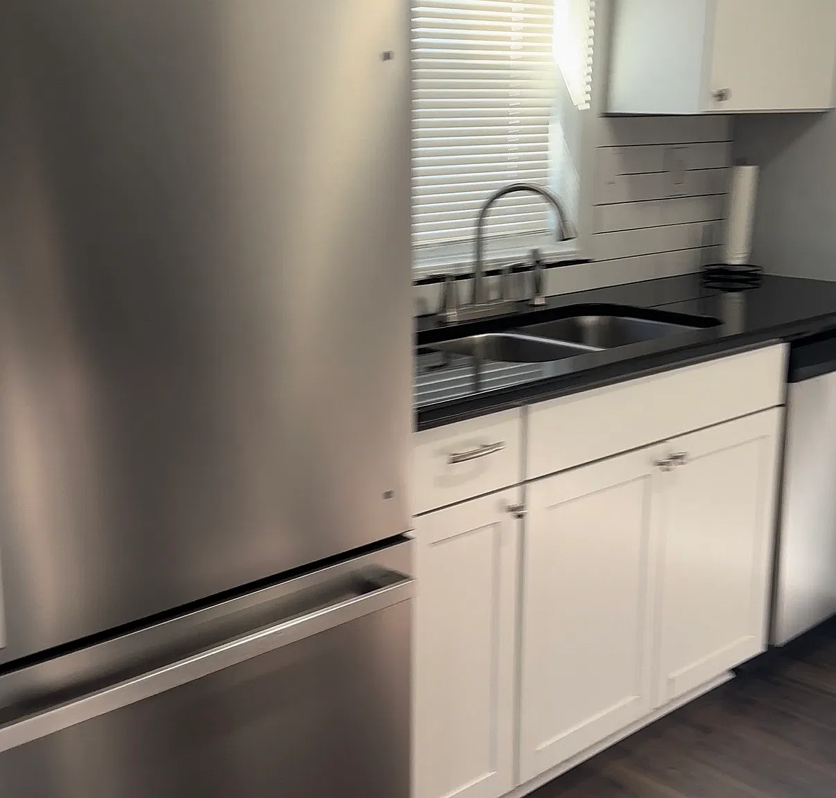 3 bed, 1072 sqft, $1,600 — Photo 3