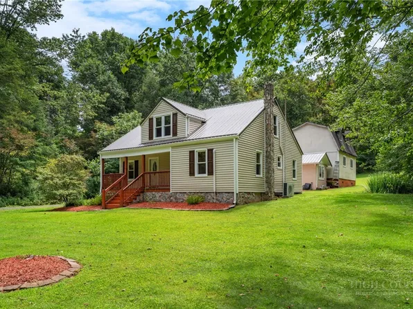 2253 Deep Ford Road, Lansing, NC 28653