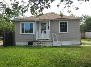 1702 S Martinson Ave, Wichita, KS 67213