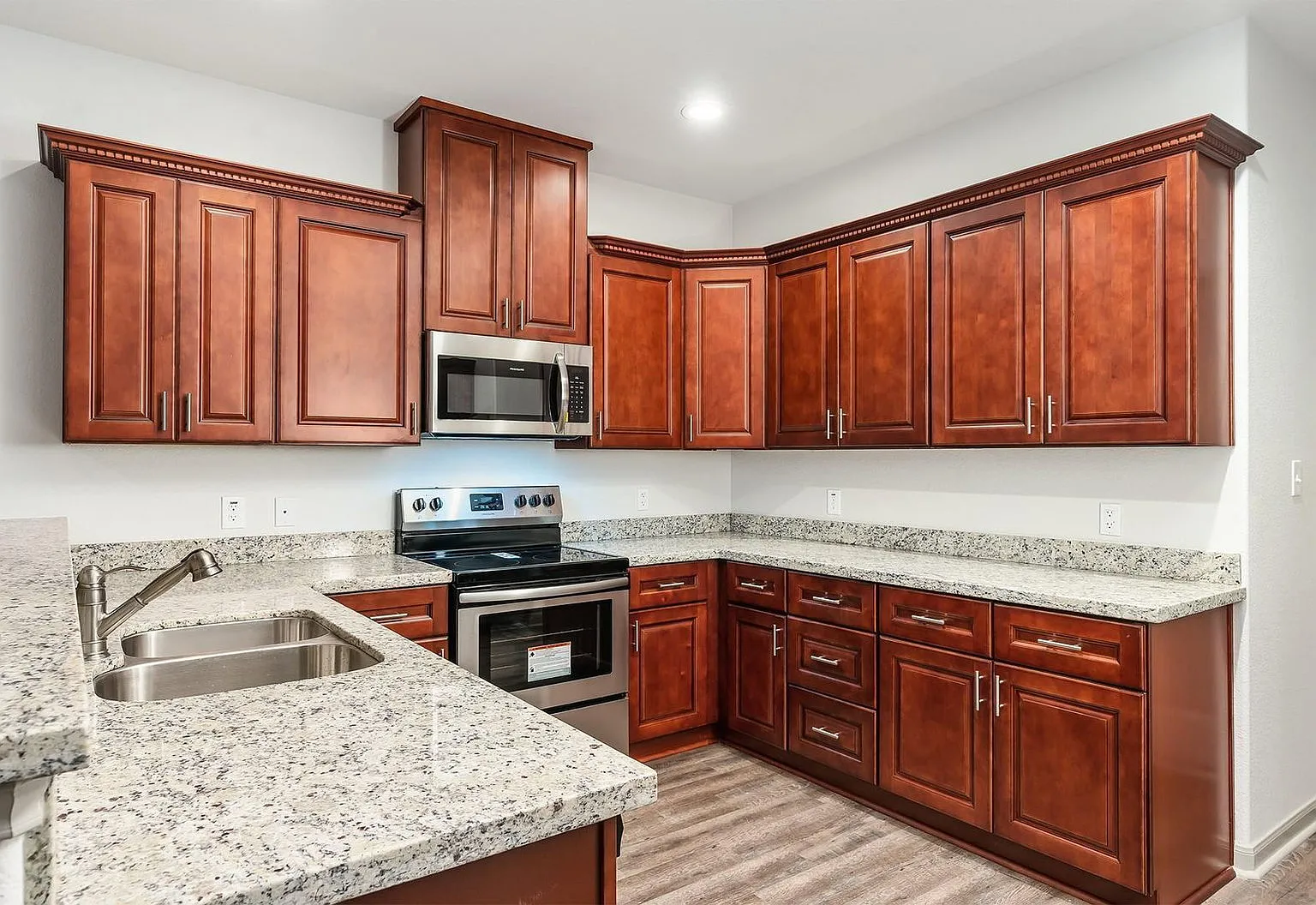 3 bed, 2.5 bath, 1509 sqft, $1,450 — Photo 4