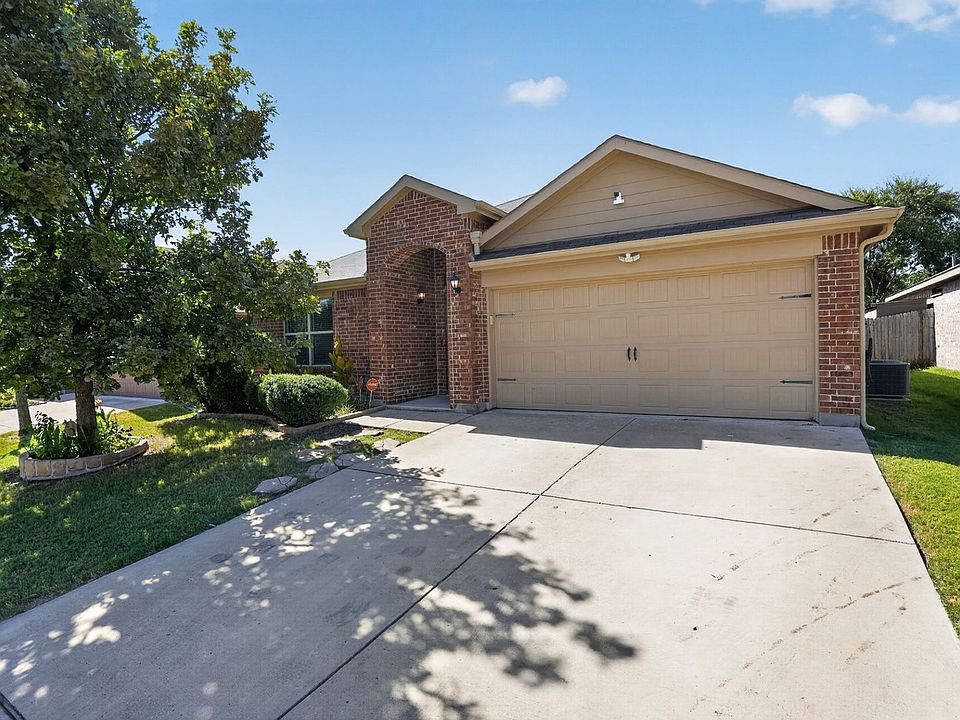 1st image of 633 River Rock Dr