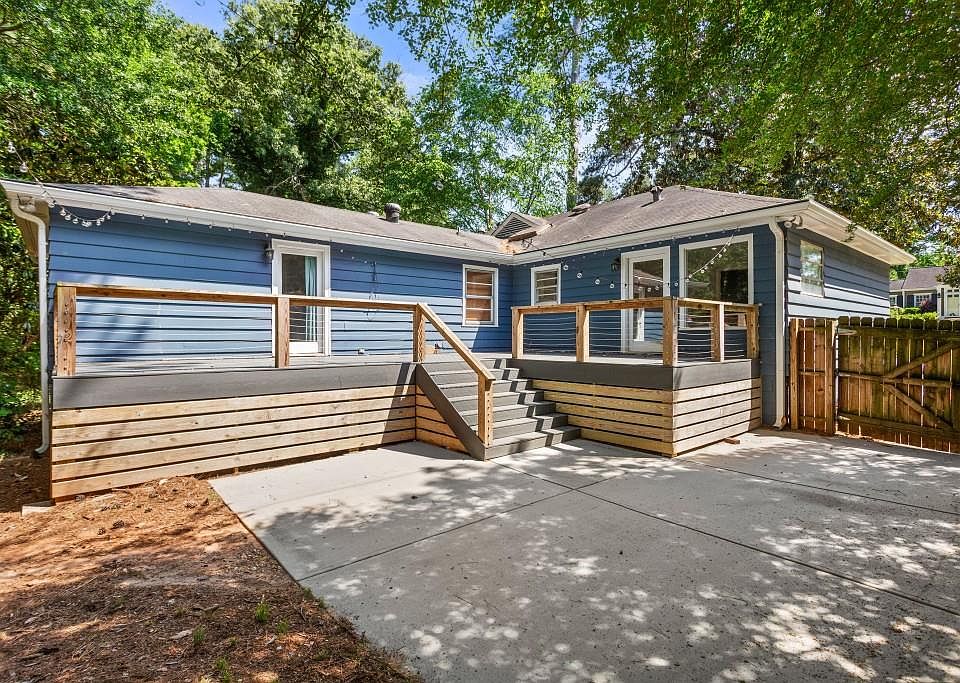 1st image of 984 Lindridge Way NE