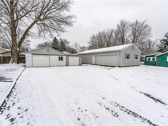 2nd image of 4030 Paumier Ave