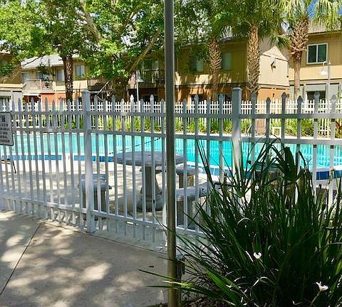 5th image of 1800 Park Ave APT 462