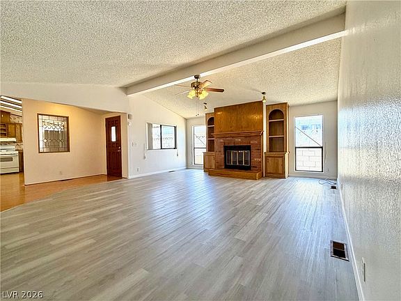 2nd image of 3126 La Barca Ln