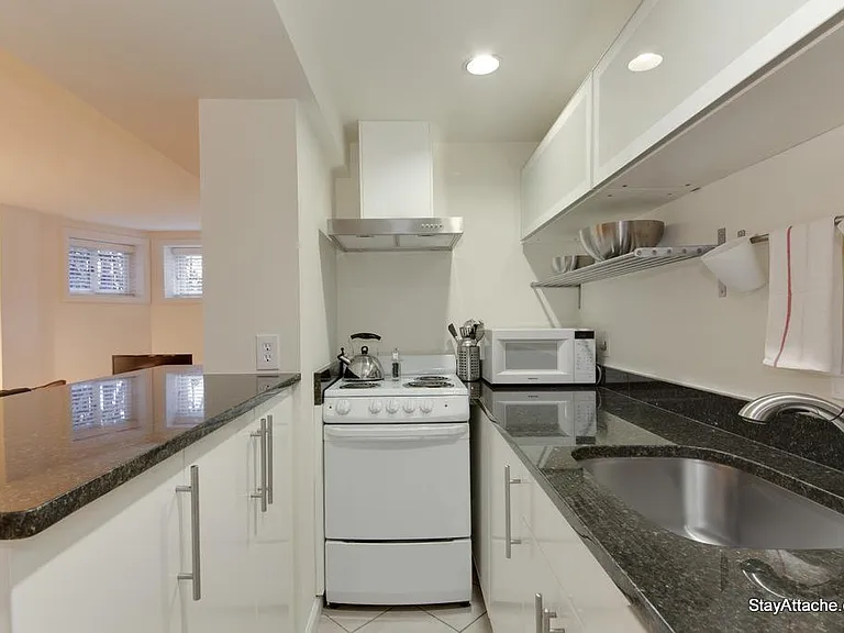 1531 S St NW #1 — Photo 3