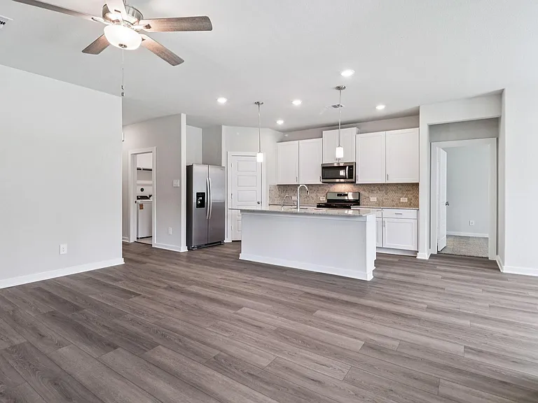 1522 Copeland Dr — Photo 5