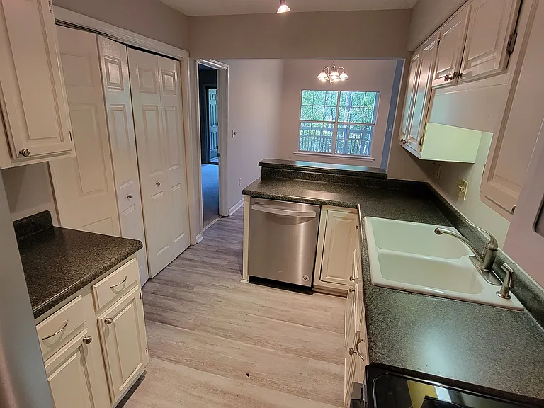 5009 Sharon Rd #C — Photo 13