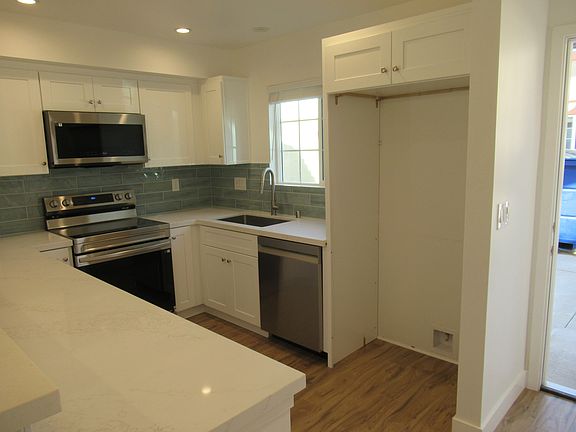 4th image of 5021 Church St #1/2