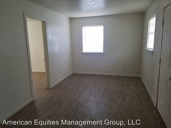2nd image of 1306 NW Irwin Ave APT 35
