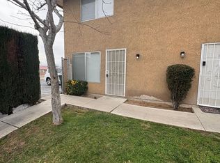 15884 Rancherias Rd #9, Apple Valley, CA 92307