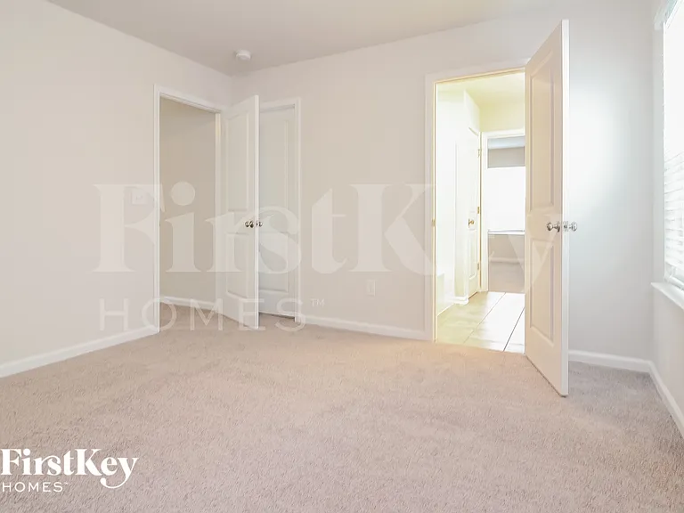604 Goldburn Way — Photo 15