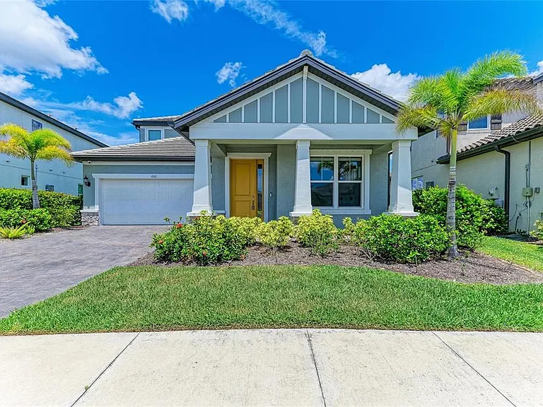 4745 Antrim Dr — Photo 13